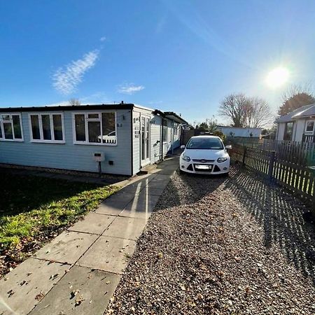 Blakes Beach House Humberston Fitties Экстерьер фото