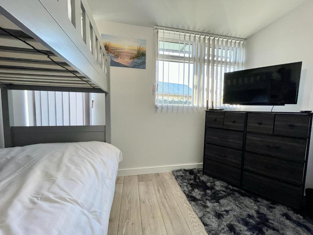 Blakes Beach House Humberston Fitties Экстерьер фото