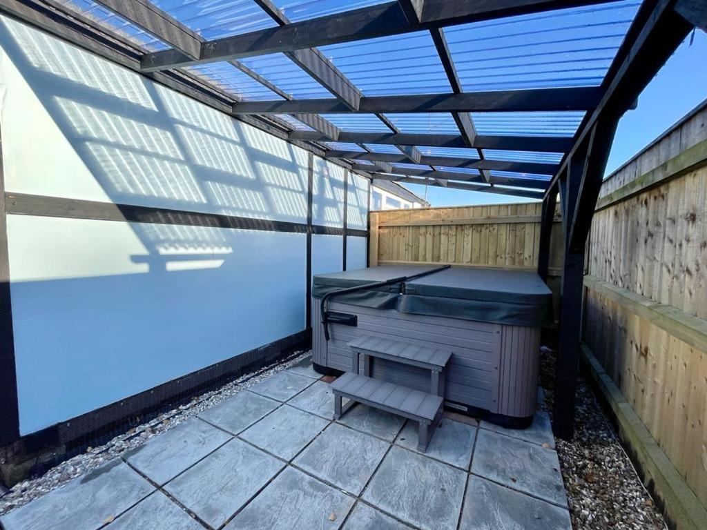 Blakes Beach House Humberston Fitties Экстерьер фото